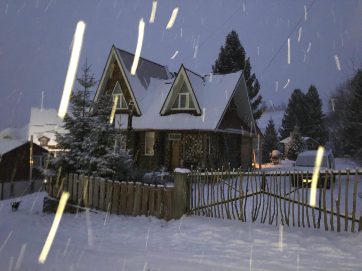 Hotel Piatkovskiy Pilipets Екстериор снимка
